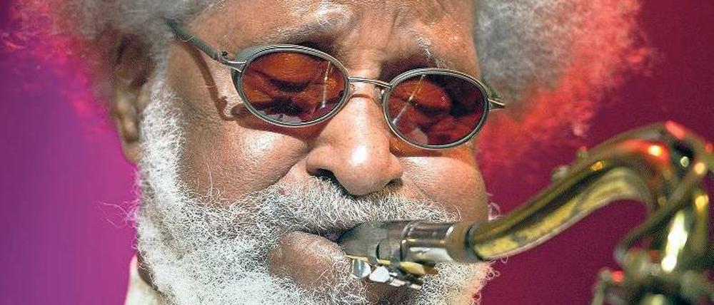 Heiligenschein. Sonny Rollins im Juli 2010 in Rotterdam. Foto: dpa