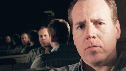 Multiple Persönlichkeit – oder einfach nur kaputt? Der 1964 geborene US-Schriftsteller Bret Easton Ellis. Foto: laif