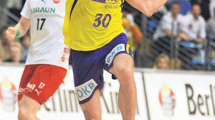Auf dem Sprung nach Deutschland. Handballer wie der Füchse-Spieler Alexander Petersson sind in Island zur Wurfschule gegangen. 