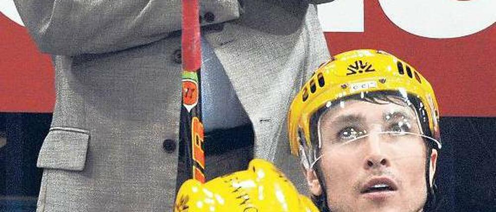 Konstante an der Bande. Acht Jahre lang coachte Chernomaz Frankfurt. Foto: dpa