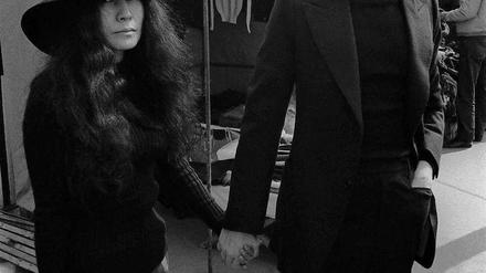 Yoko Ono und John Lennon.
