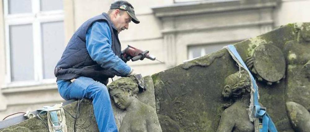 Auf Stein gebohrt. Denkmalpflege am Potsdamer Stadtschloss.