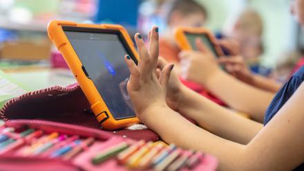 Das Digitale soll nicht nur zum Aufgabenlösen dienen, sondern Eigenständigkeit anregen. 