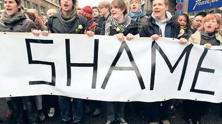 Protest. In Brüssel forderten Demonstranten die Politiker auf, endlich eine Regierung zu bilden.
