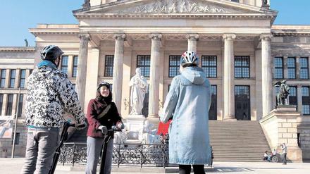 Touristen rollen an. Berlin ist das drittliebste europäische Ziel von Städtereisenden – hinter London und Paris, vor Rom.Foto: M. Hitij/dapd
