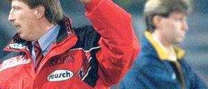 Wende in Frankfurt. Christoph Daum (links) folgt Michael Skibbe. Vor zwölf Jahren duellierten sie sich noch als Trainer von Bayer Leverkusen und Borussia Dortmund. Foto: dpa