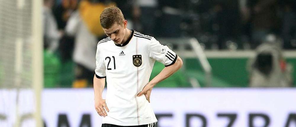 Nach der Niederlage gegen Australien hadert Sven Bender mit seiner Leistung. Nicht alle waren mit so großem Ehrgeiz angetreten wie der Debütant.