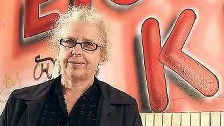 Vielguckerin. Suzan Beermann leitet das Eiszeit-Kino seit 1989.