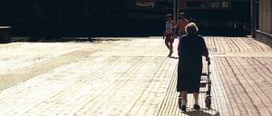 Kiez im Wandel. Die Degewo hat auf das Altern ihrer Mieter mit vielen Angeboten reagiert.