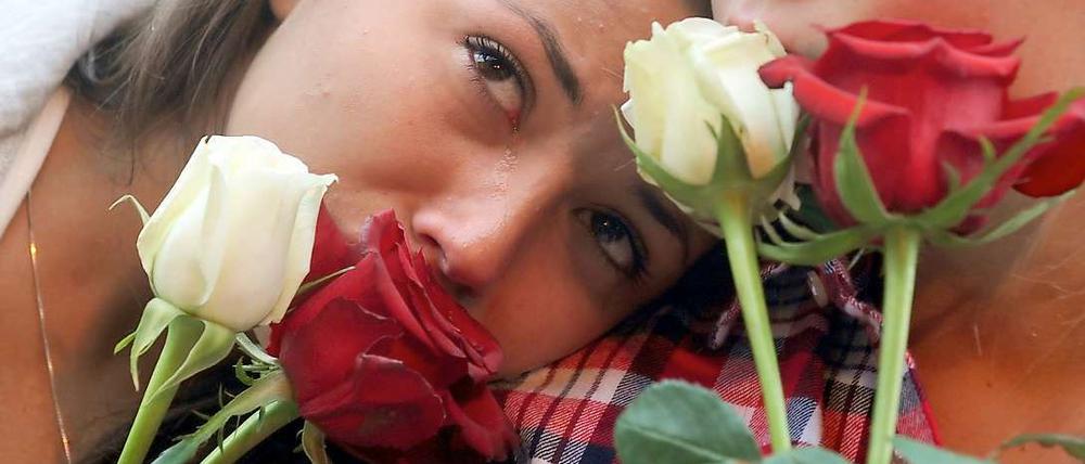 Stille Trauer. Am Montag gedachten tausende Norweger der Opfer der Anschläge.