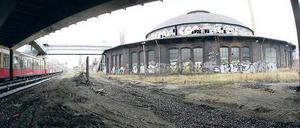 Neue Chance für Ruinenensemble. Der Rundhausschuppen in Pankow-Heinersdorf ist der letzte Bau dieser Art, der in Deutschland errichtet wurde. Er entstand 1893. Foto: Imago