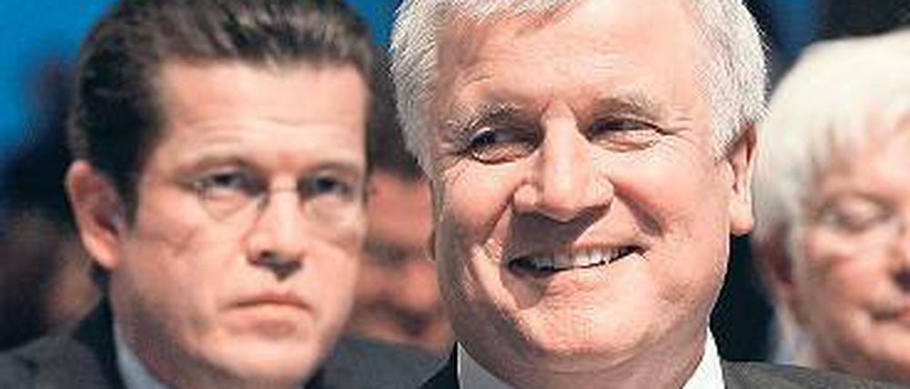 Seehofer macht Guttenberg Avancen - mit Hintergedanken? 