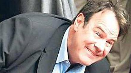 Als später Gast trudelt Dan Aykroyd noch in Berlin ein. Fotos: dpa