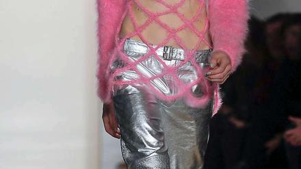 Spiel mit den Geschlechterrollen. Andrej Pejic, Serbe aus Bosnien, Superstar der Modebranche.