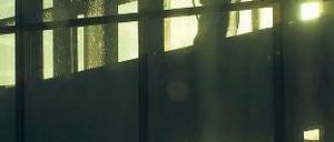Auf dem Bau läuft es ordentlich, der kalte Februar wurde gut verkraftet. Nach einem starken Jahresauftakt schwindet die Dynamik aber inzwischen in allen Wirtschaftsbereichen. Foto: dapd