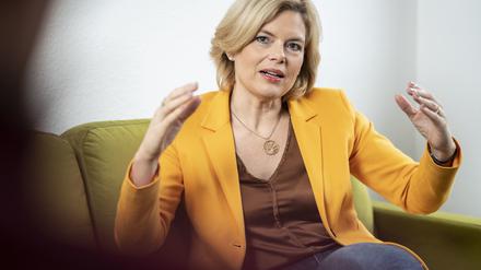 Ich gehe keiner Demo aus dem Weg, man muss auch dahin, wo es weh tut, sagt die Agrarministerin.  Foto: Frank Rumpenhorst/dpa