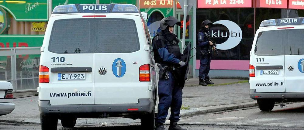 Vom Dach eines Hauses feuerte der Mann auf eine Gruppe argloser Menschen. Zwei Menschen starben. 