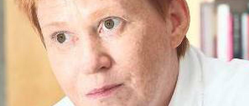 Petra Pau (48), seit 1998 Bundestagsabgeordnete, ist Vizepräsidentin des Parlaments. Die frühere Pionierleiterin gehört zum Reformerflügel der Linkspartei. 
