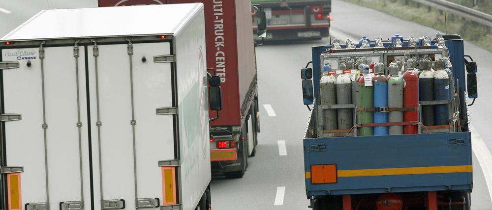 Lkw produzieren vergleichsweise viel Dieselabgas. Inwiefern moderne Motoren mit geringerem Schadstoffausstoß den Befund der Forscher ändern könnten, lässt sich noch nicht sagen.