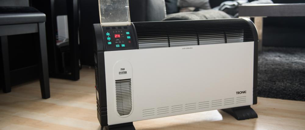 Mobile Elektroheizer scheinen sinnvoll: Sie bringen rasch Wärme in kühle Räume. Doch sie verbrauchen auch viel Strom.