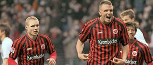 Mensch, Meier! Alexander Meier trifft doppelt für die Eintracht beim 4:2 gegen en FC Augsburg.