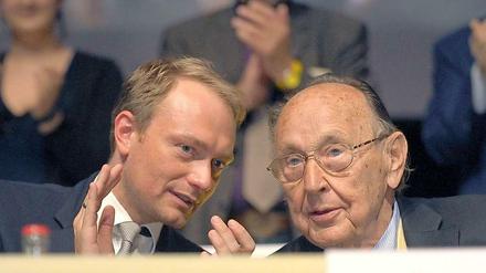 Verstehen sich gut: Christian Lindner und Hans-Dietrich Genscher.