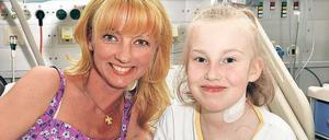 KINDERSCHUTZENGEL. Jacqueline Boy (li.), hier mit Maxi von Pidoll, bekommt die Bundesverdienstmedaille.