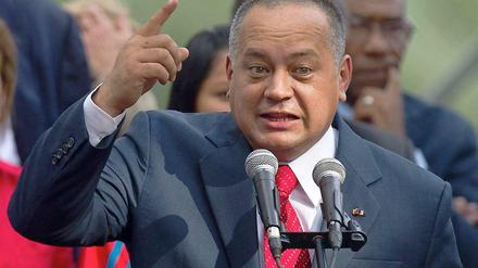 Venezuelas Parlamentspräsident Diosdado Cabello, ein enger Vertrauter von Hugo Chavez, wurde von der Nationalversammlung im Amt bestätigt.