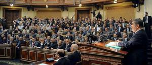Der ägyptische Präsident Mohamed Mursi bei einer Rede vor dem Oberhaus des Parlamentes am 29. Dezember 2012.