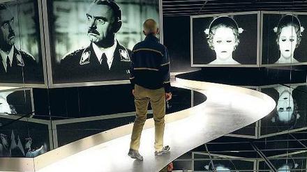 In der Deutschen Kinemathek in Berlin können Besucher durch eine ständige Ausstellung Film flanieren. Das Video-on-Demand-Projekt Schätze des deutschen Films möchte die Kinokunst über das Internet davor bewahren, von der Bildfläche zu verschwinden. Foto: pa/dpa