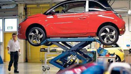 Hoffnungsträger. Opel will 50 000 Stück des neuen Kleinwagens Adam pro Jahr verkaufen. Am Donnerstag lief die Produktion im Eisenacher Werk an. 