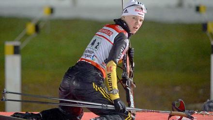 Die deutsche Biathletin Miriam Gössner beim Anschießen unmittelbar vor dem Wettbewerb.
