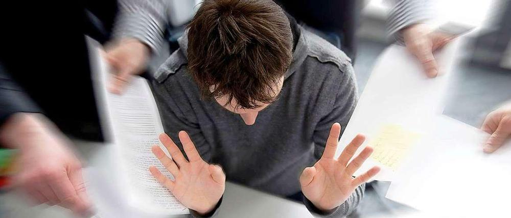 Arbeiten wir, um zu leben - oder umgekehrt? 34 Prozent der Deutschen sagen, sie könnten auch in ihrer Freizeit nicht von der Arbeit abschalten.