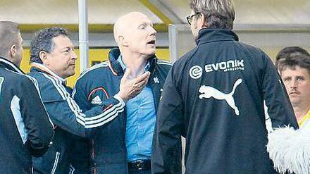 Klopp (rechts) und Sammer. Foto: AFP