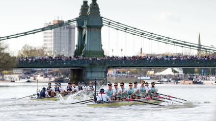 Nach zwei Jahren pandemiebedingter Pause kehrt das Boat Race nach London zurück.