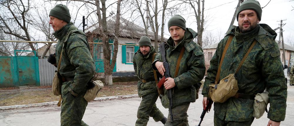 Selbsternannte prorussische Separatisten in Luhansk.