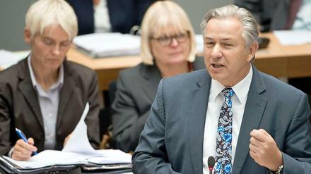 „Manchmal zeigen wir uns provinzieller als jede Provinz“, sagte Wowereit im Abgeordnetenhaus.