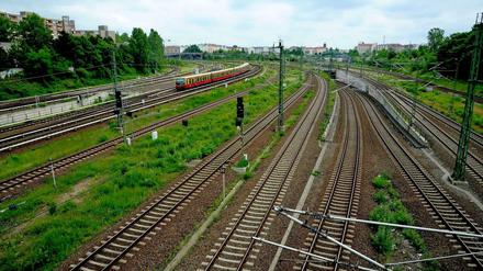 Nordkreuz. In Berlin müssen S-Bahnfahrgäste ab Freitagabend umsteigen.