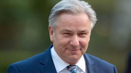 Klaus Wowereit ist wahrlich kein Vorbild - jedenfalls was seinen Dienstwagen anbelangt.