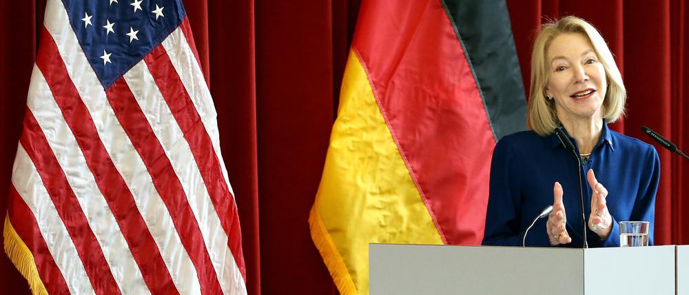 Von der Professorin zur Diplomatin. US-Botschafterin Amy Gutmann bei ihrer ersten offiziellen Rede im Henry-Ford-Bau an der Freien Universität.