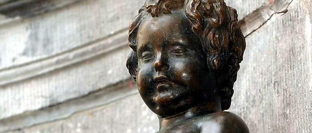 Das Wahrzeichen von Brüssel, das "Männeken Pis", hier in der "Version Nature". So blank ist die bronzene Statue jedoch nicht immer. 