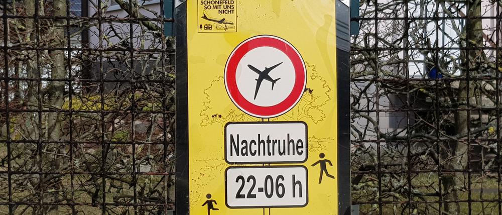 Bisher ist die Forderung von Anwohnern nach acht Stunden Nachtruhe am BER vergeblich.