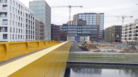 Der Bau des Otto-Weidt-Platzes verzögert sich, weil sich Granitblöcke für den Brunnen, der in die Mitte des Platzes soll, derzeit noch in China befinden.