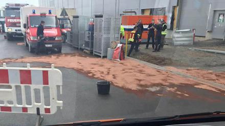 Dieses Foto von dem Vorfall im Tesla-Werk in Grünheide wurde der Partei ÖDP Brandenburg zugespielt.