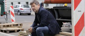 Robert Habeck will, dass freiwillig länger gearbeitet wird.