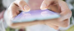 Dutzende Male am Tag aktivierten Probanden ihr Smartphone durchschnittlich an einem Tag, zeigt eine Bonner Studie.