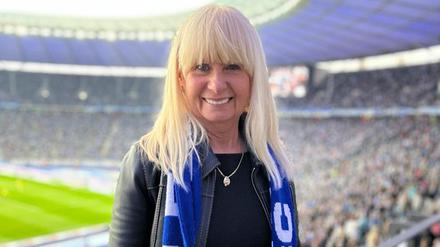 Iris Spranger im Olympiastadion nach dem Spiel von Hertha BSC gegen den VfB Stuttgart, Hertha siegte mit 2:0.