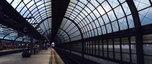 Hier der Blick vom Bahnsteig.