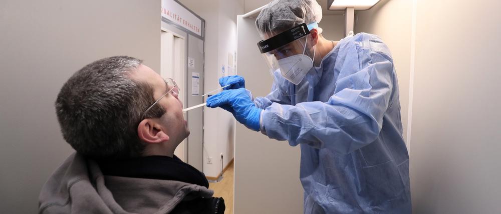 Circa 4000 Neuinfektionen pro Tag gibt es derzeit in Berlin. Die Dunkelziffer dürfte höher sein.