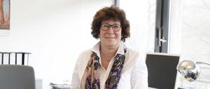 Das Geld in Steglitz-Zehlendorf wird knapp: Maren Schellenberg (Grüne) droht sogar mit einer Haushaltssperre.
